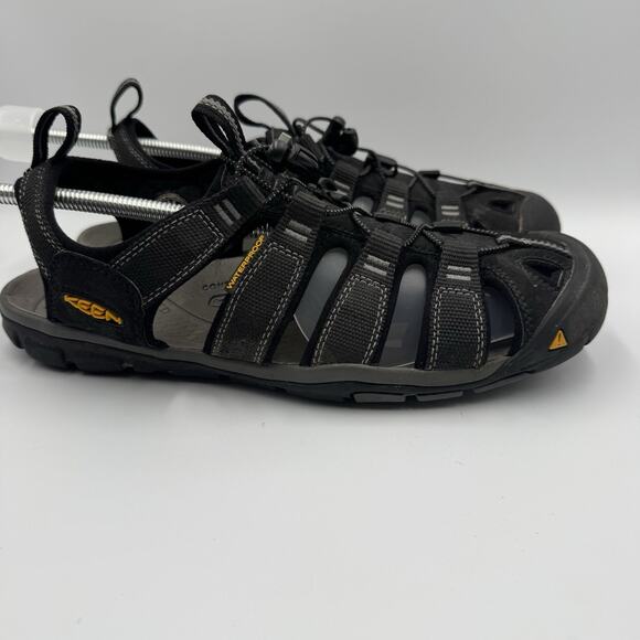 KEEN Clearwater CNX 1008660 Mens Black Outdoor Waterproof Sandals Shoes Size 9.5 - Picture 1 of 5